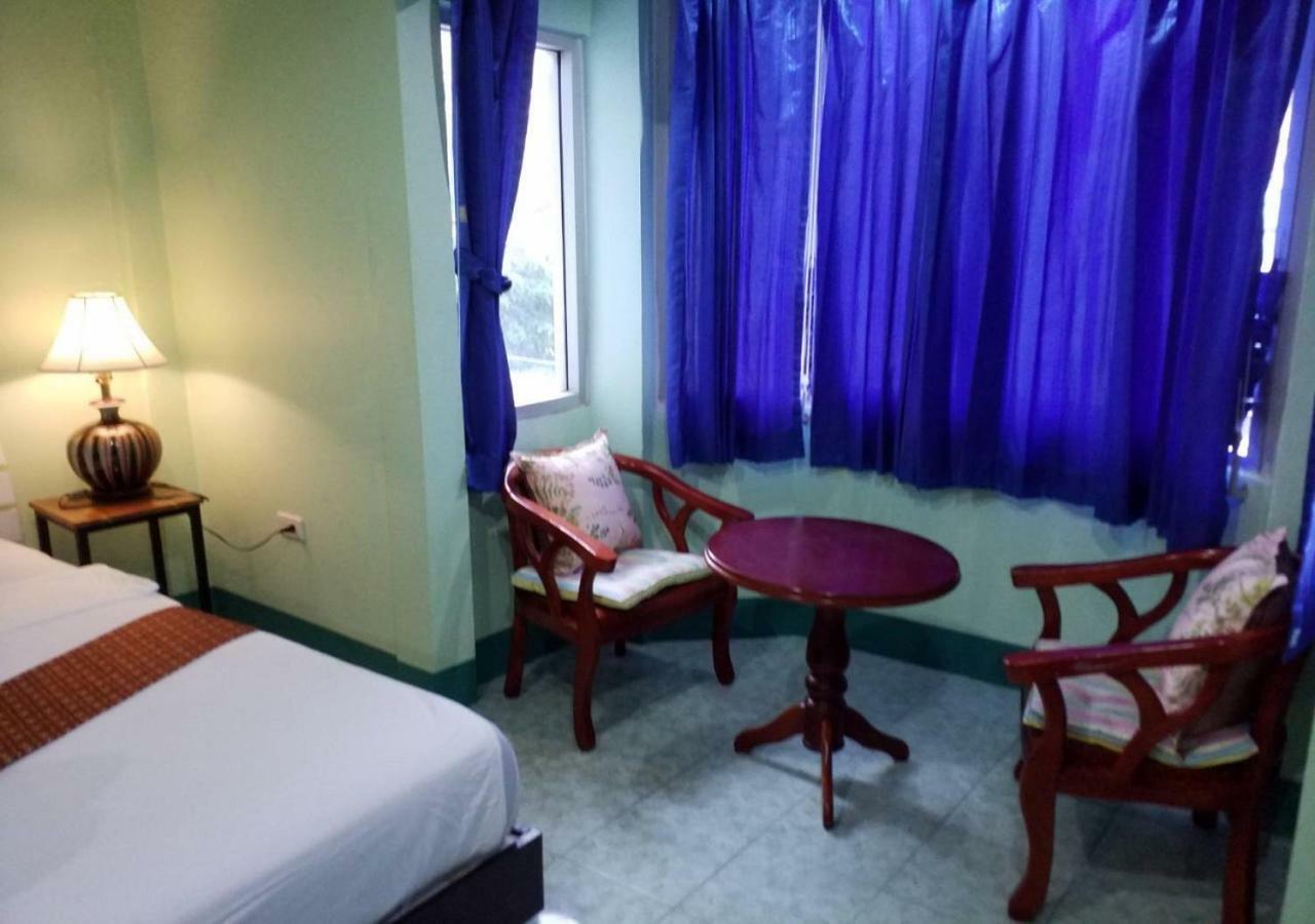 Rung Tawan Hostel Ката-Біч Екстер'єр фото