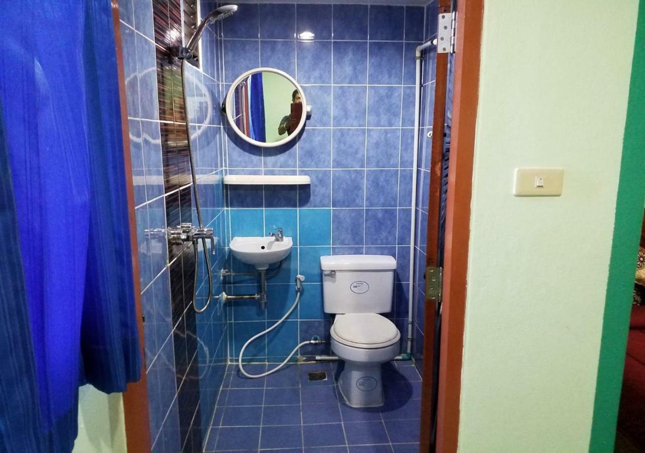 Rung Tawan Hostel Ката-Біч Екстер'єр фото